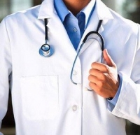 Почему врачи во всём мире носят белые халаты?